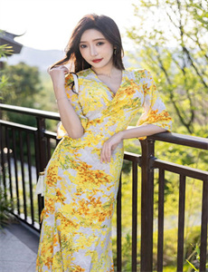 美女洗澡毛片一区二区三区