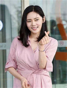 孙杨张豆豆婚纱大片
