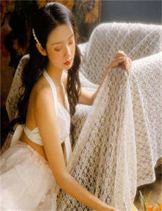蓝裙子